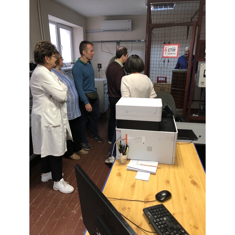 Представники інституту Енергетики відвідали лабораторію Image